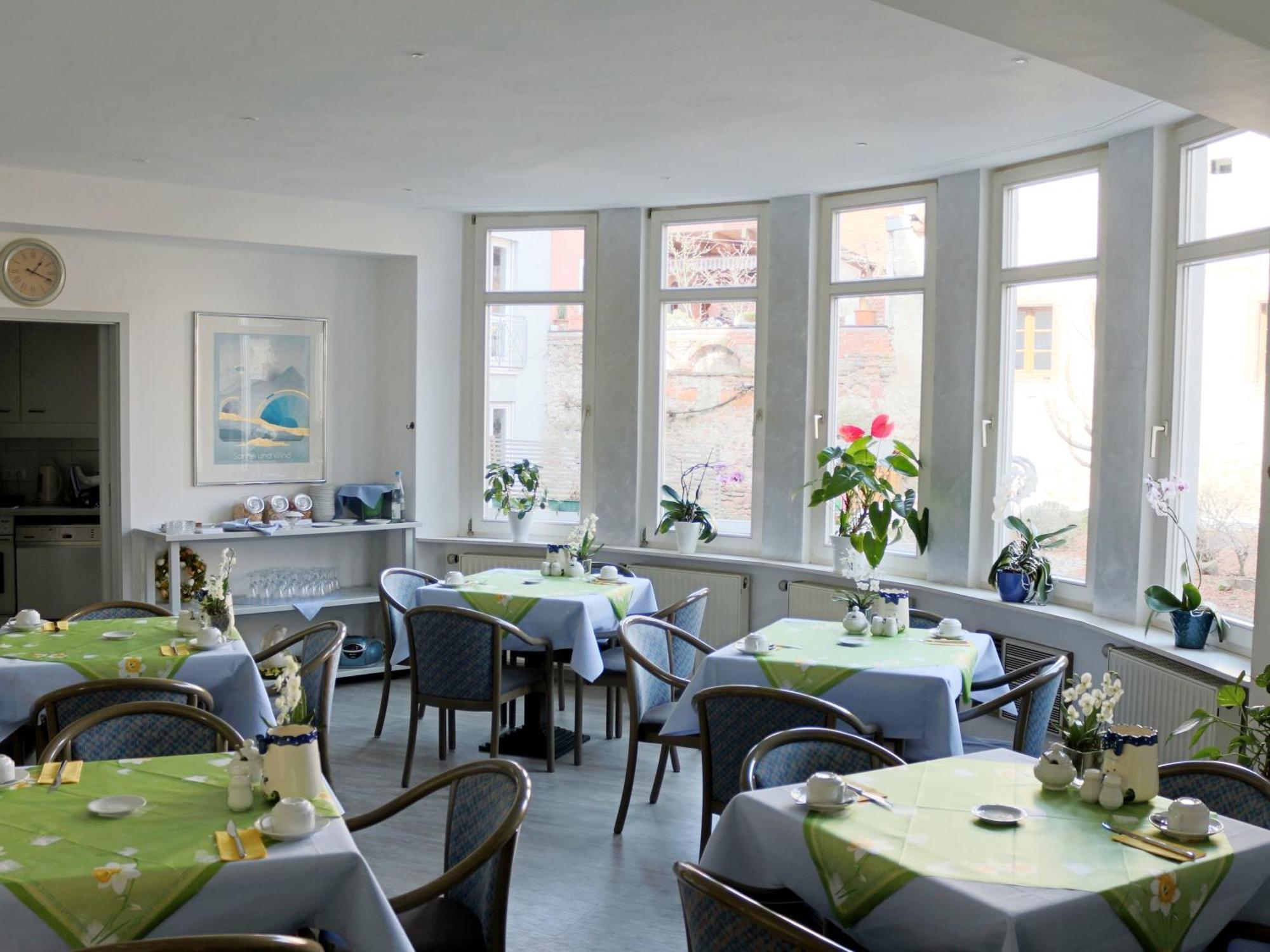 Hotel Cronberger Hof Ladenburg Eksteriør bilde
